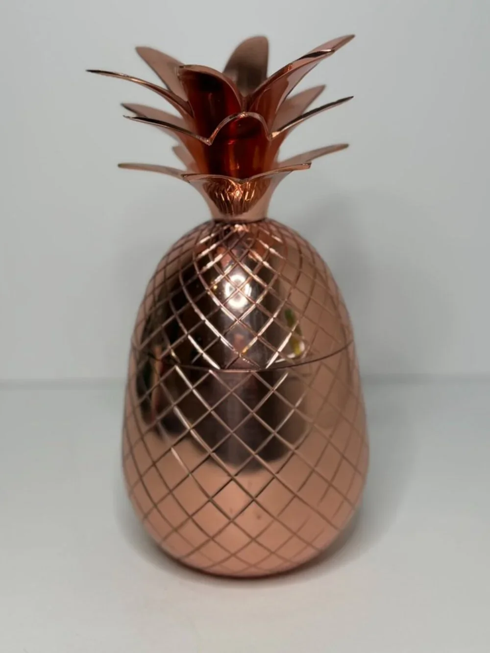 Absolut Elyx Copper Pineapple – Luxe Bar Cart Décor (No Inner Cup)